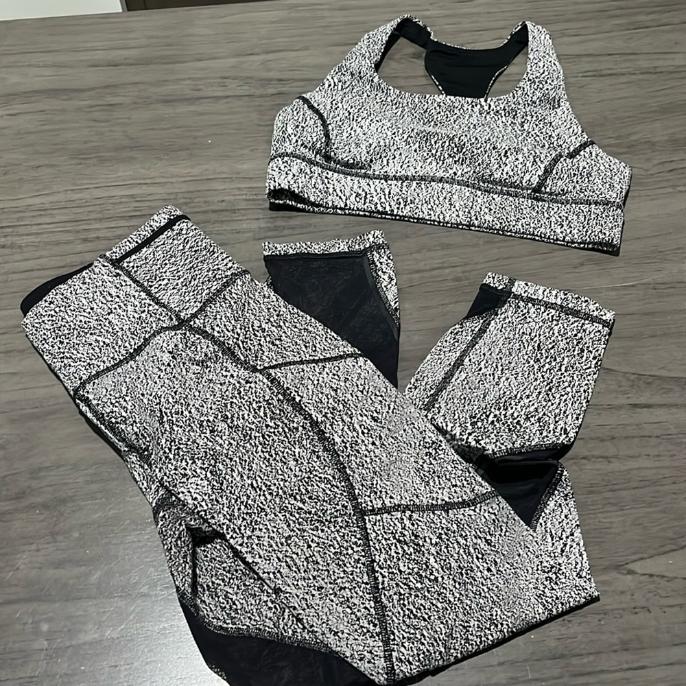 Lululemon workout set